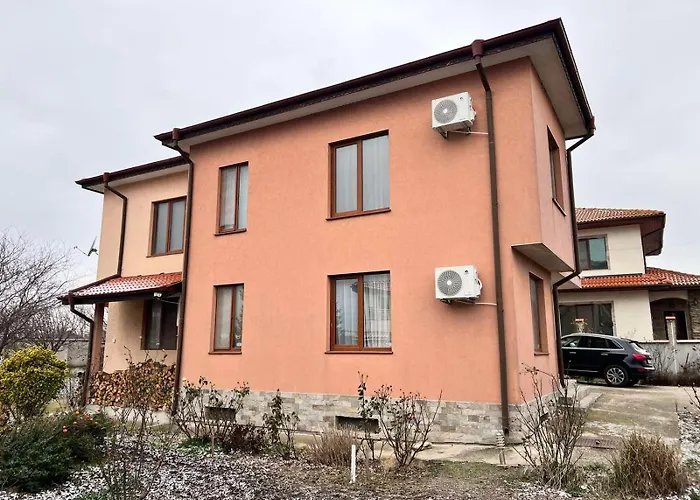 Villa къща каменар *